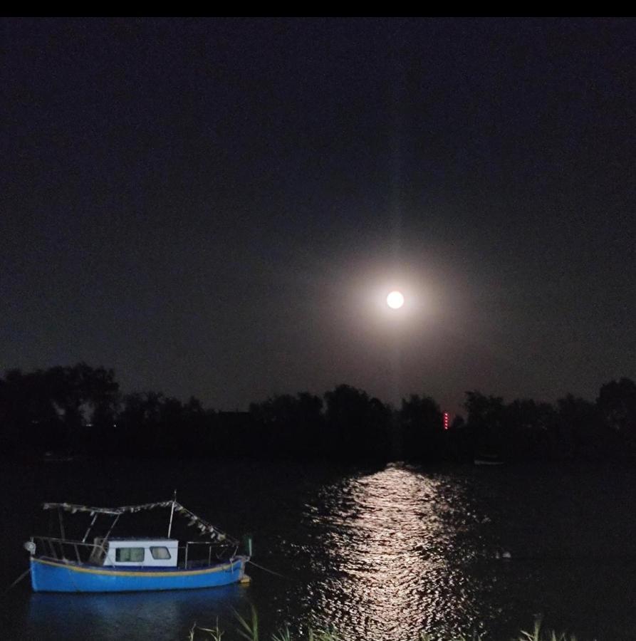 Habitacion Doble Con Aseo Compartido Coria del Río Kültér fotó